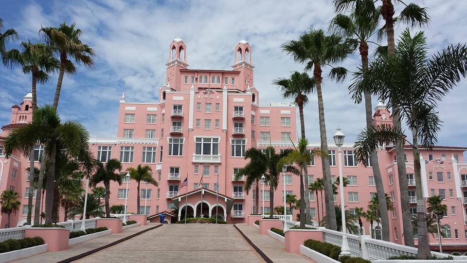 5 Reasons To Experience Loews Don CeSar Hotel in ST. Pete Beach